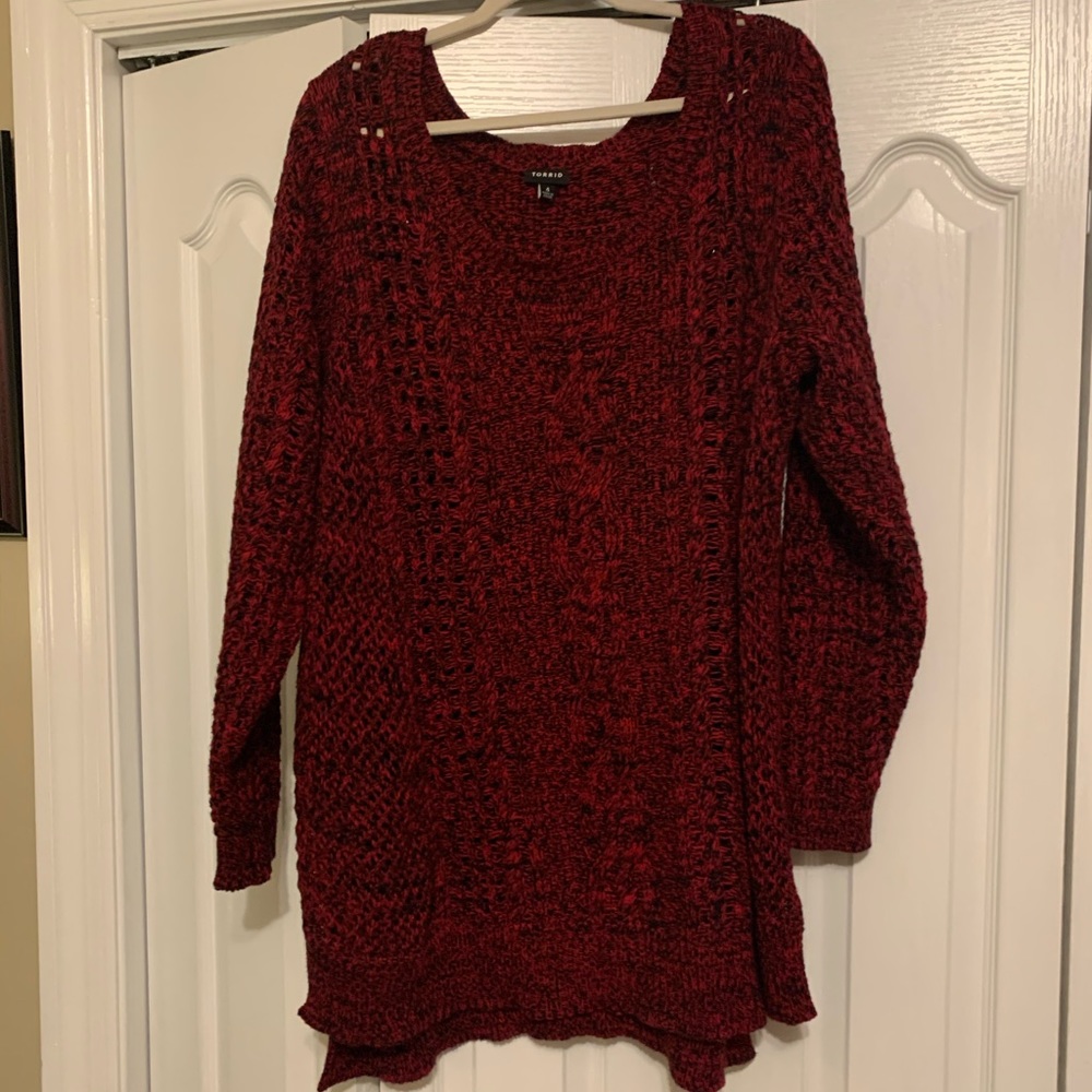 Torrid Burgundy reddish sweater size 4